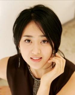 Kim Min Jung image
